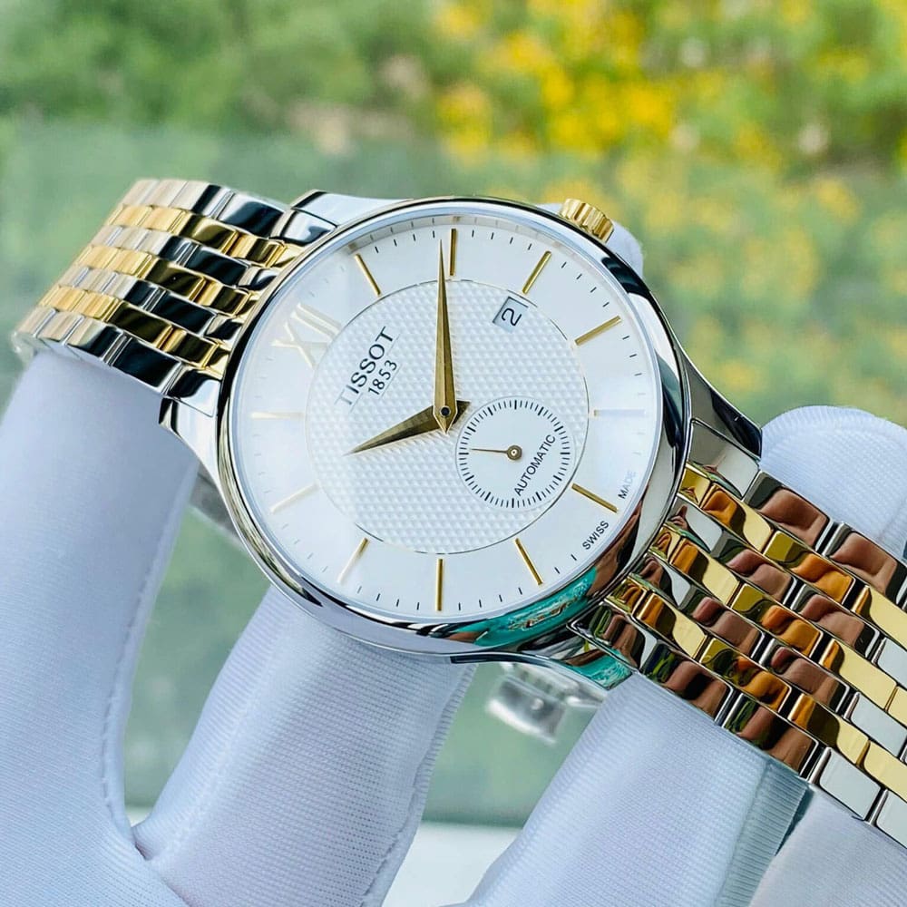 Tissot T063.428.22.038 3