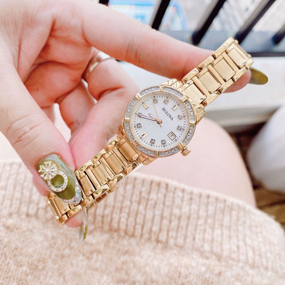 Bulova 98R165 4