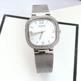 Dong ho Guess 5 7