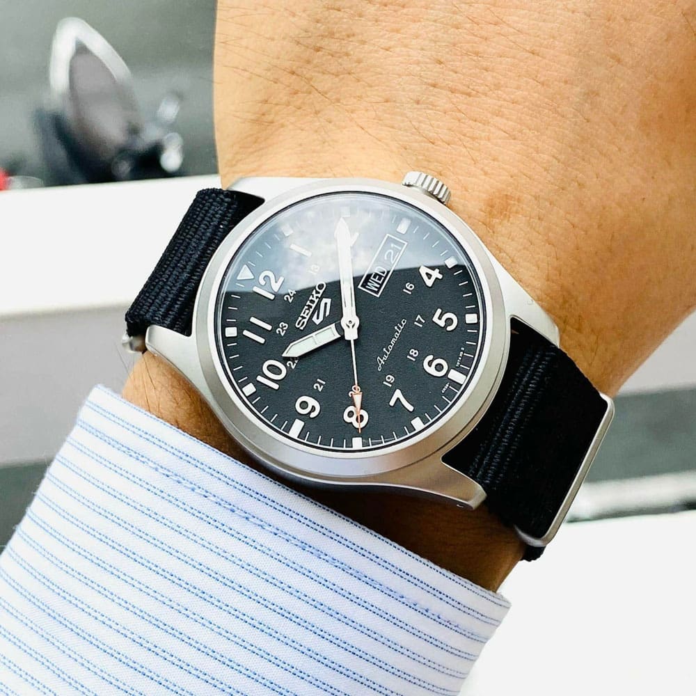 Seiko SRPG37K1 1