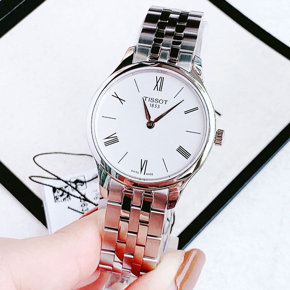 Tissot T063.209.11.038 5