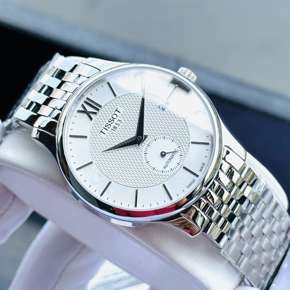 Tissot T063.428.11.038 3