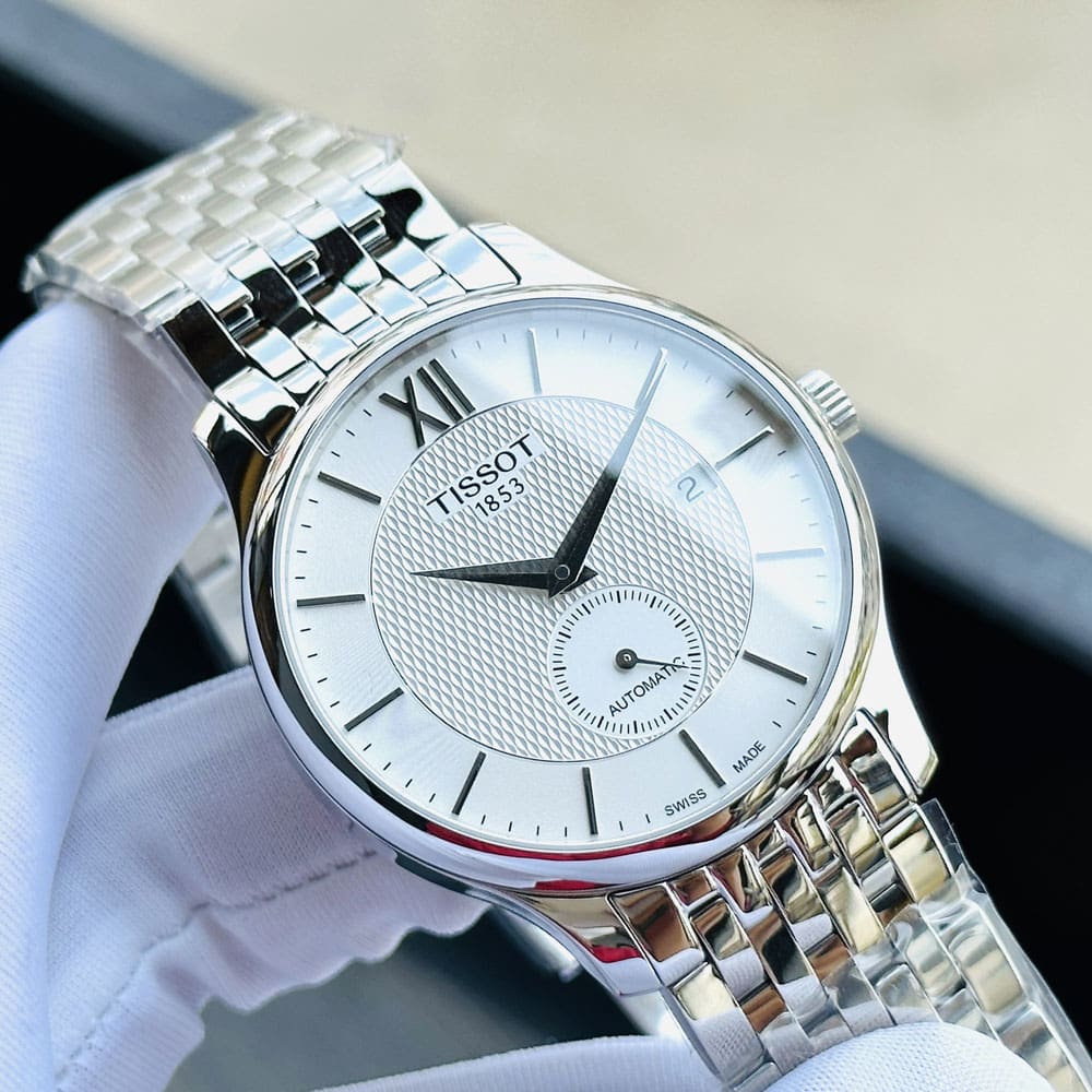 Tissot T063.428.11.038 7