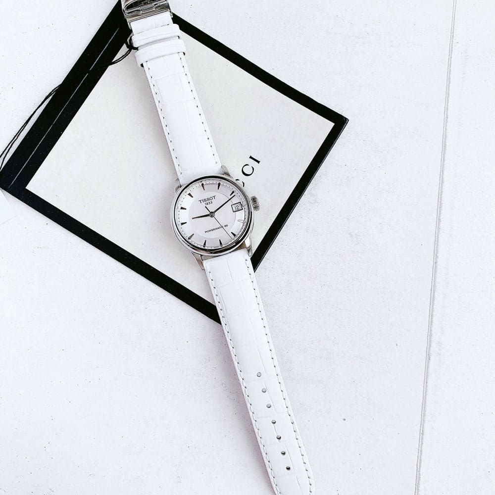 Tissot T086.207.16.111 2