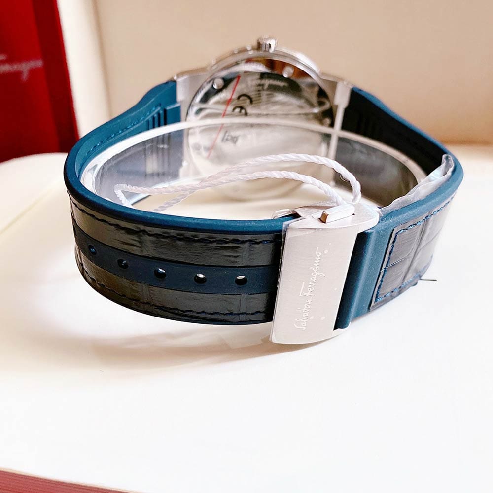 Salvatore Ferragamo F80 6