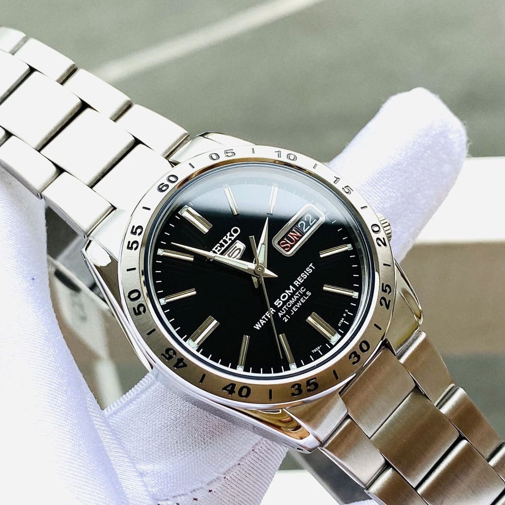 Seiko SNKE01K1 1