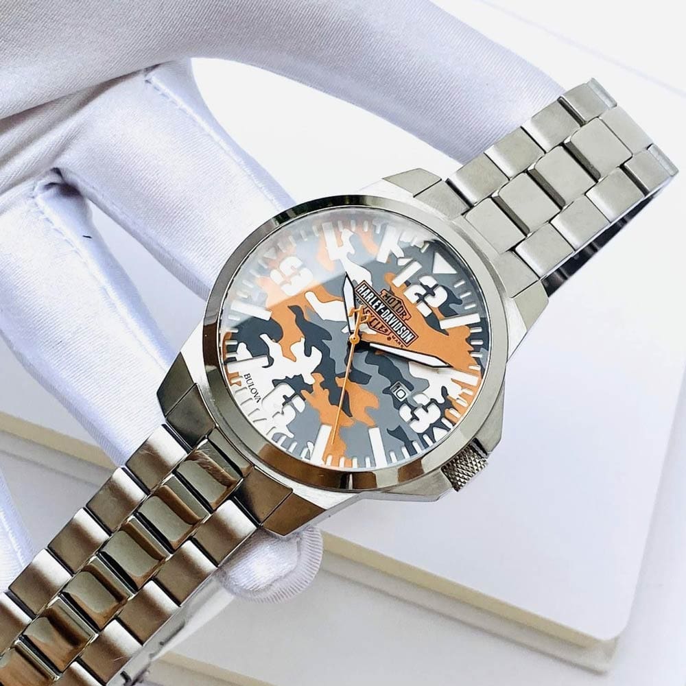 Bulova 76B190 1