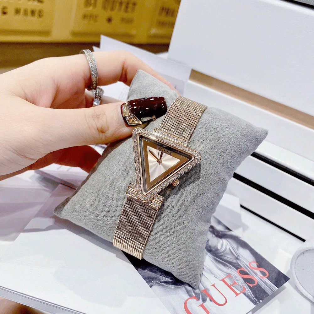 GUESS 7
