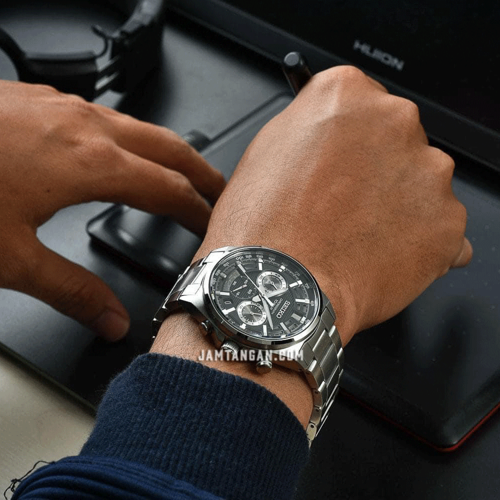 Seiko SSB405P1 (2)