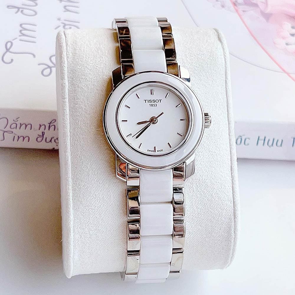 Tissot T064.210.22.011 5