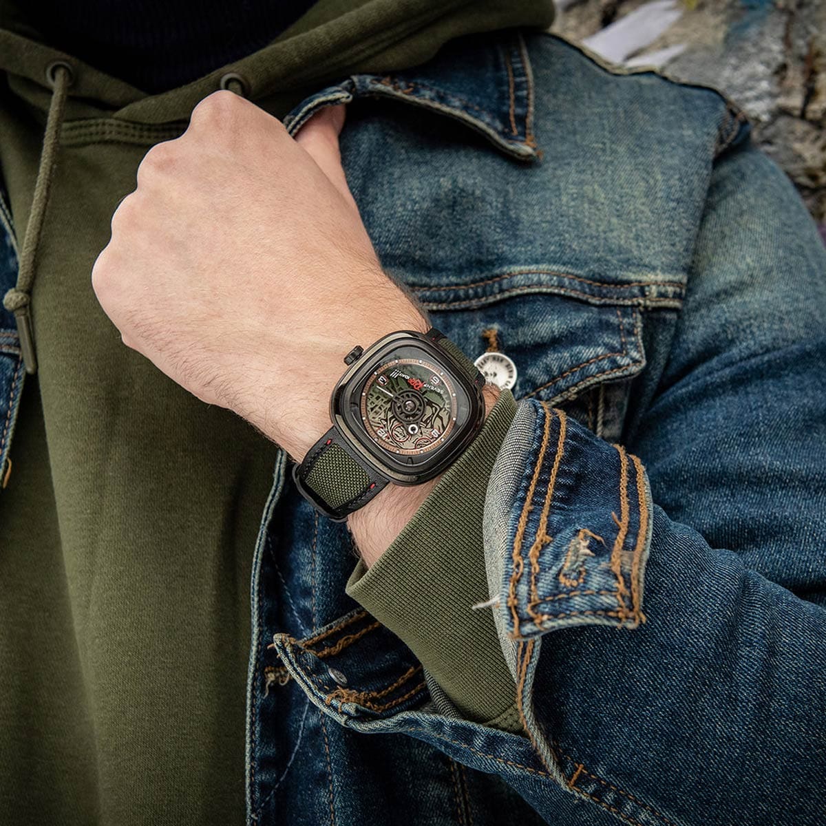 SevenFriday T304 2