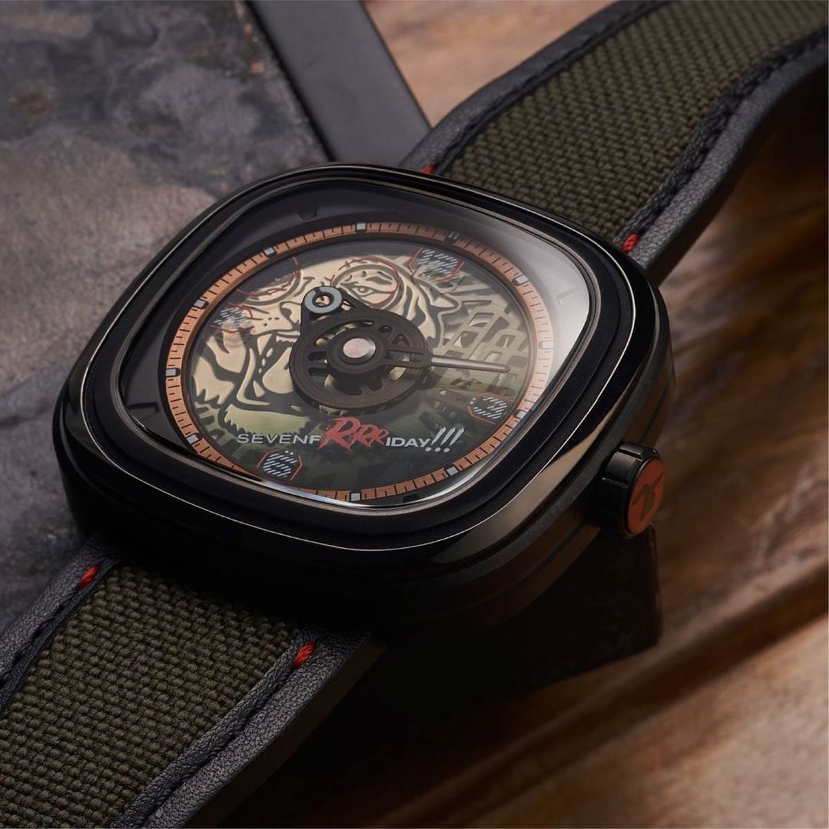 SevenFriday T304 3