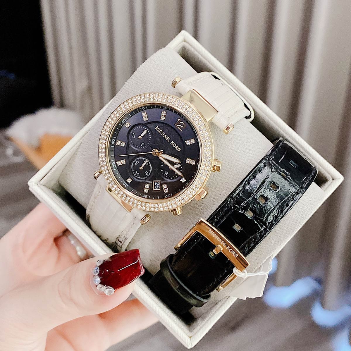 Micheal Kors 1