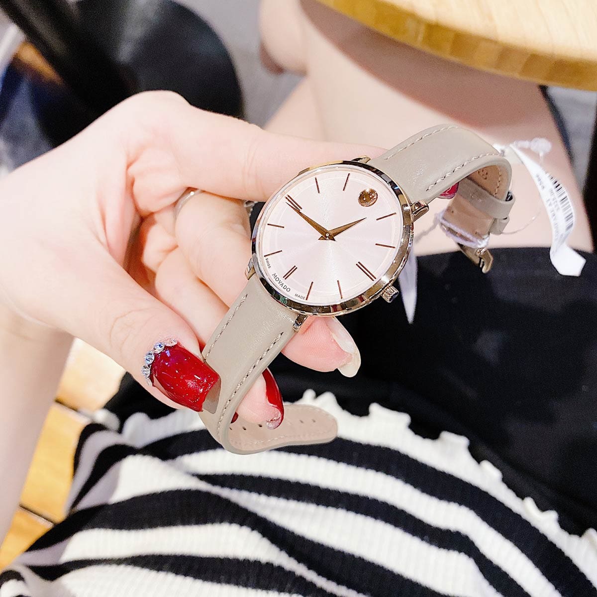 Movado 0607374 5