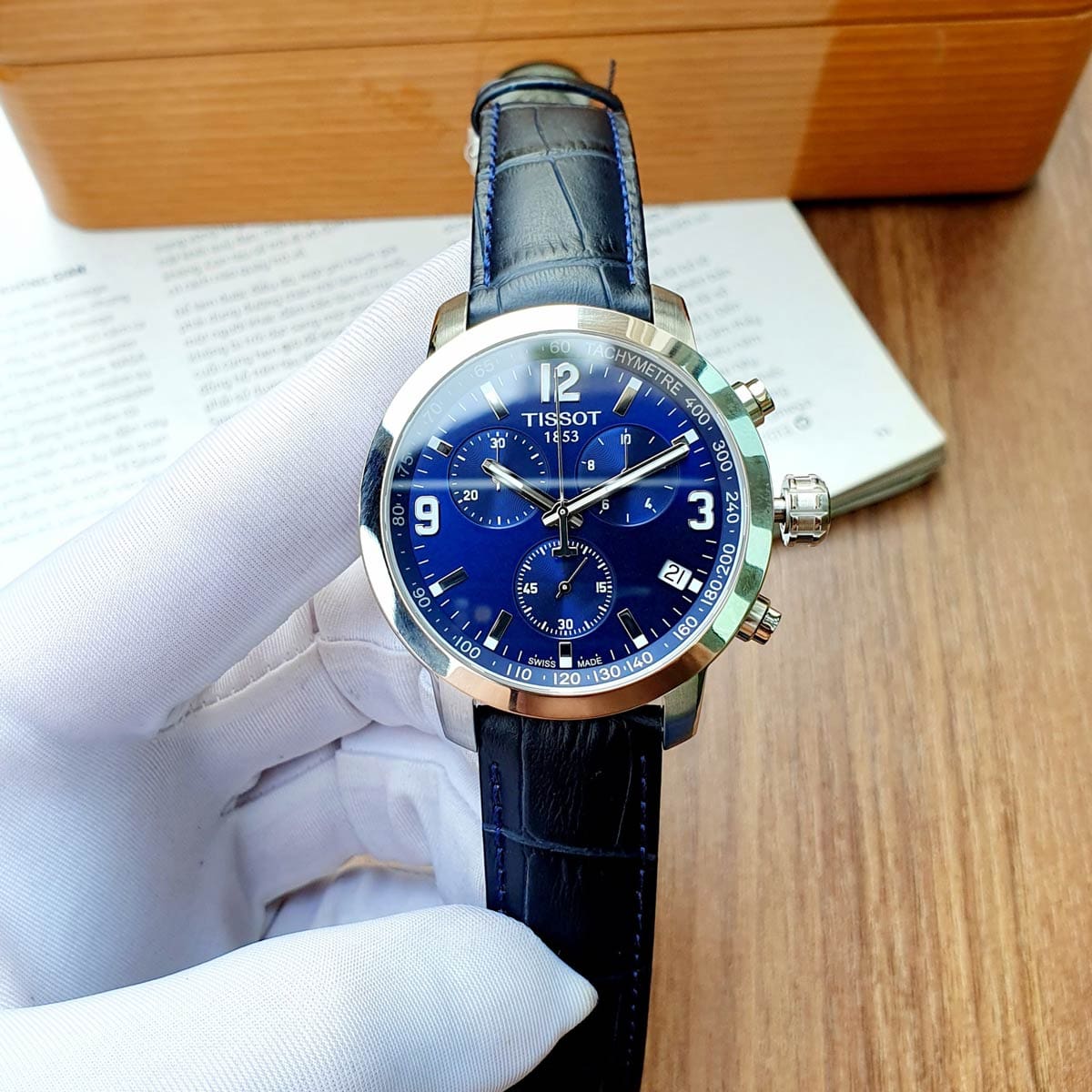 Tissot T055.417.16.047 2