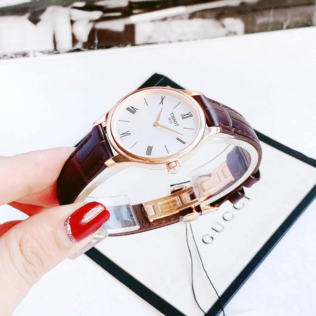 Tissot T063.209.36.038 7