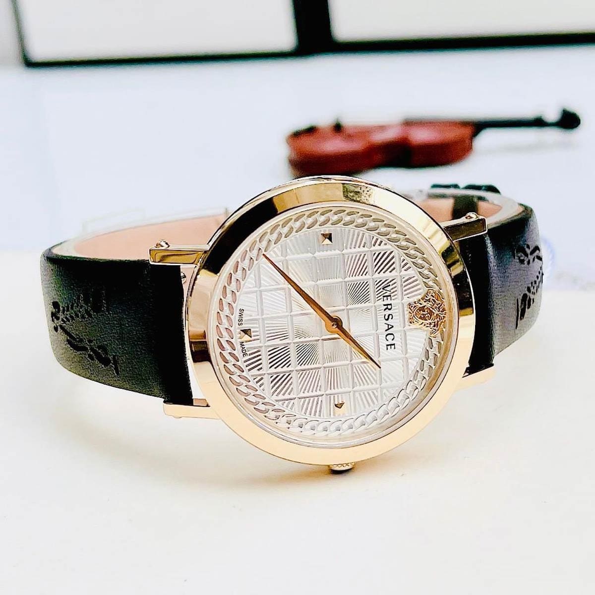 Versace VELV00120 3