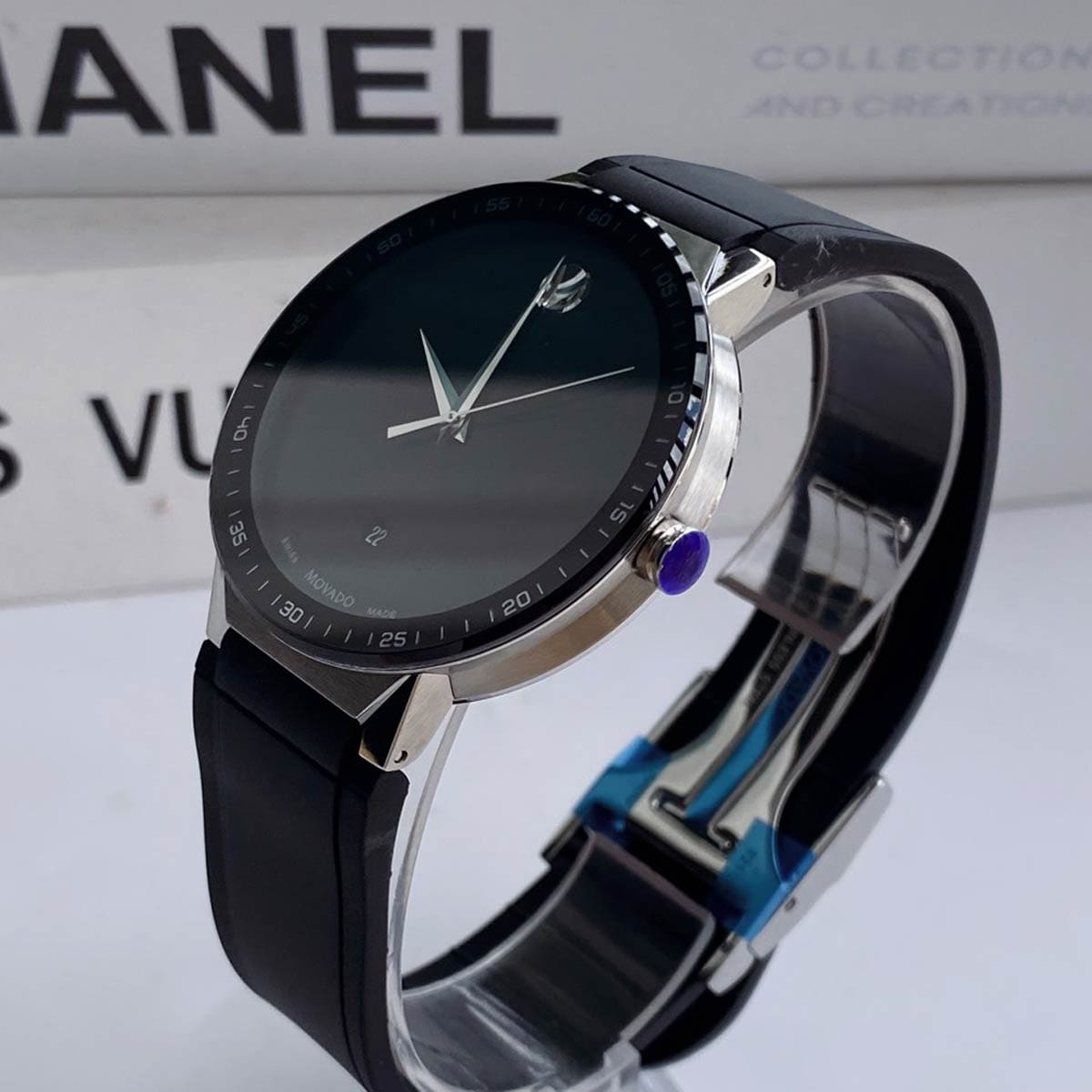 Movado 0607406 5