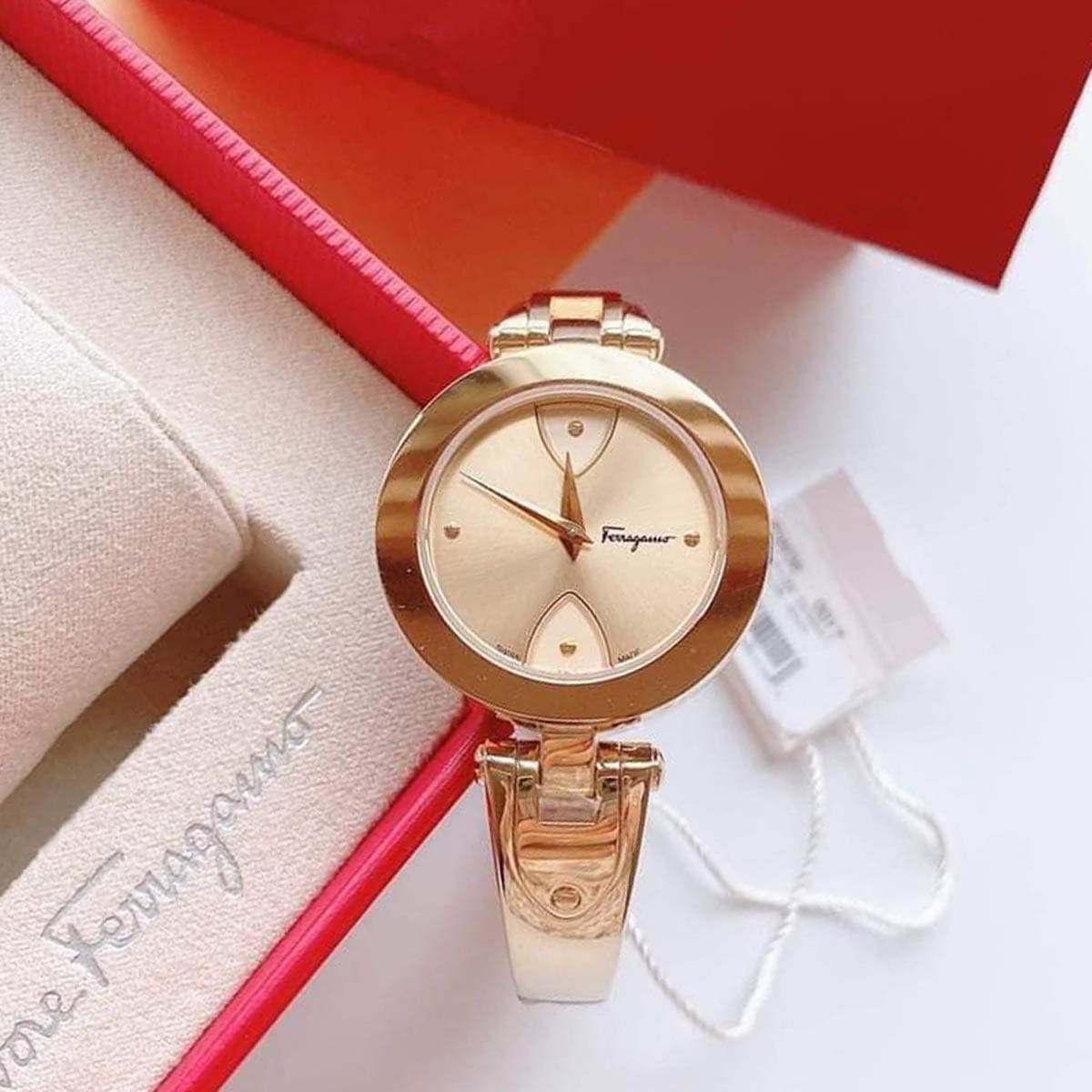 Salvatore Ferragamo FIW060017 4