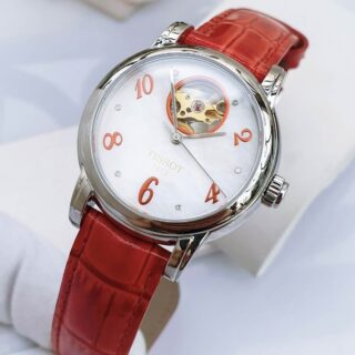 Tissot T050.207.16.116 1 1