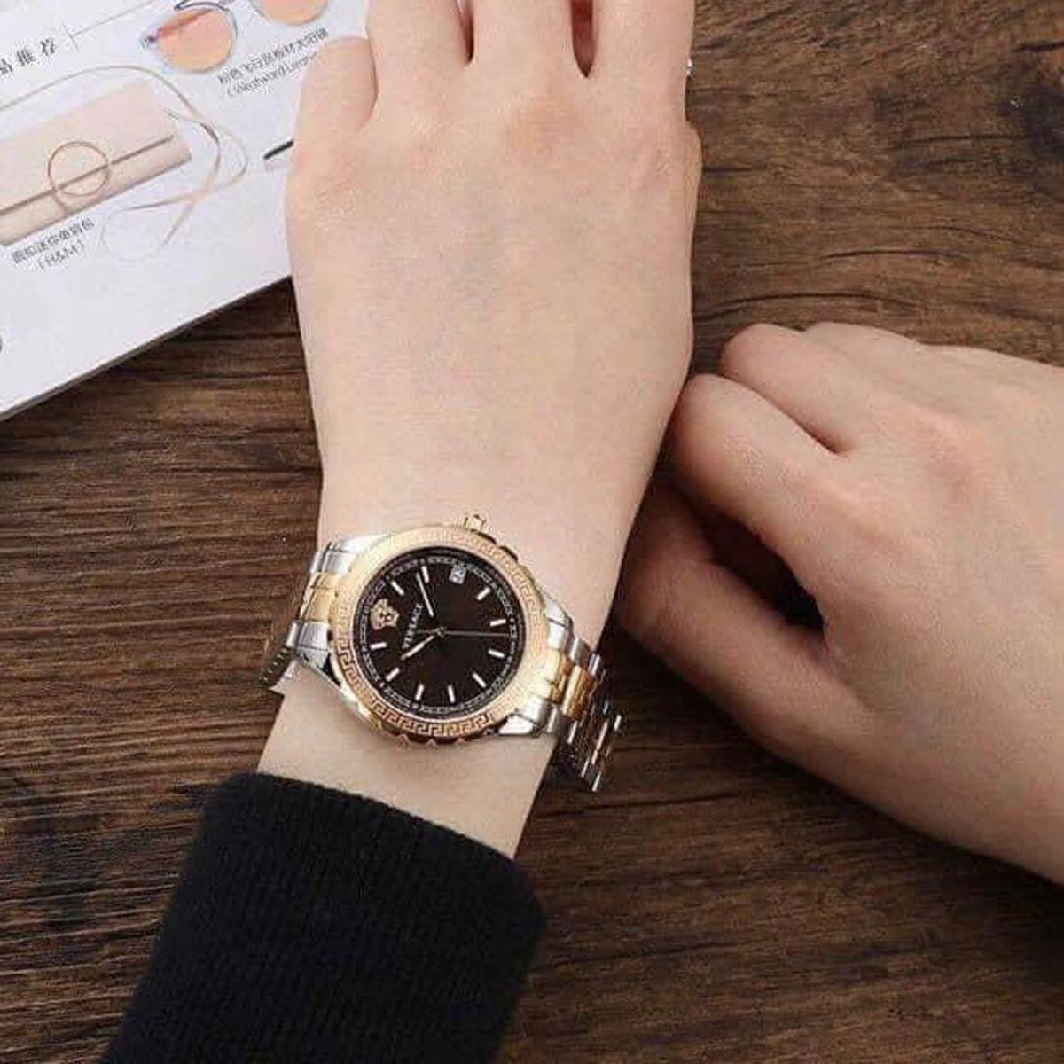 Versace V11040015 va V12040015 2