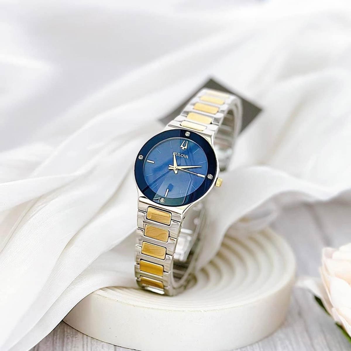 Bulova 98R273 6