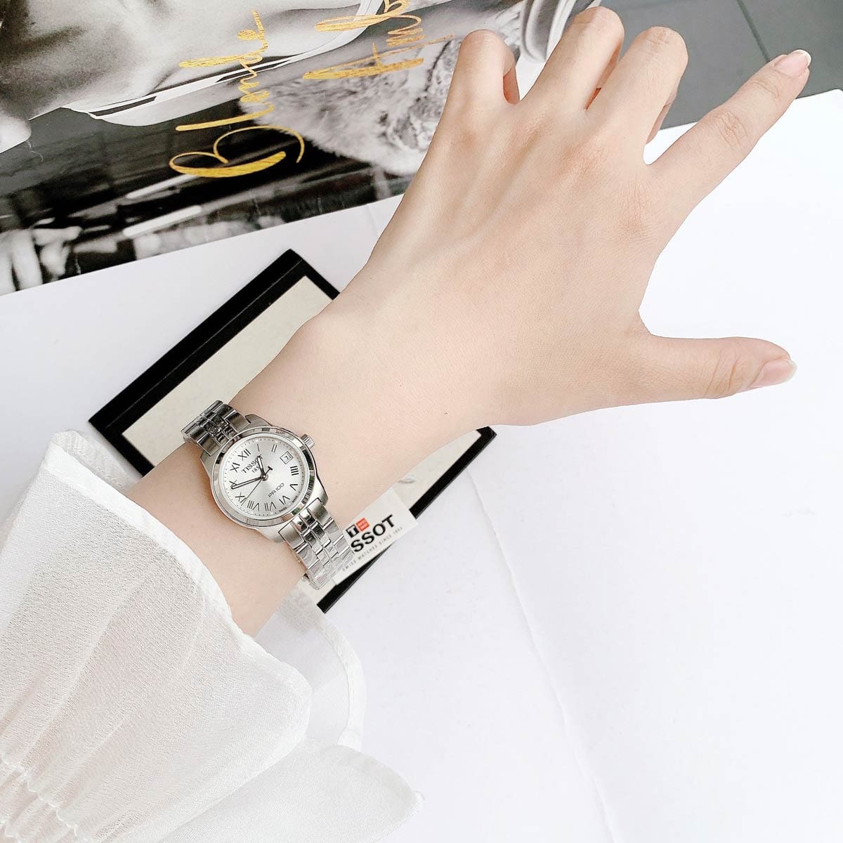 Tissot T049.210.11.033 4