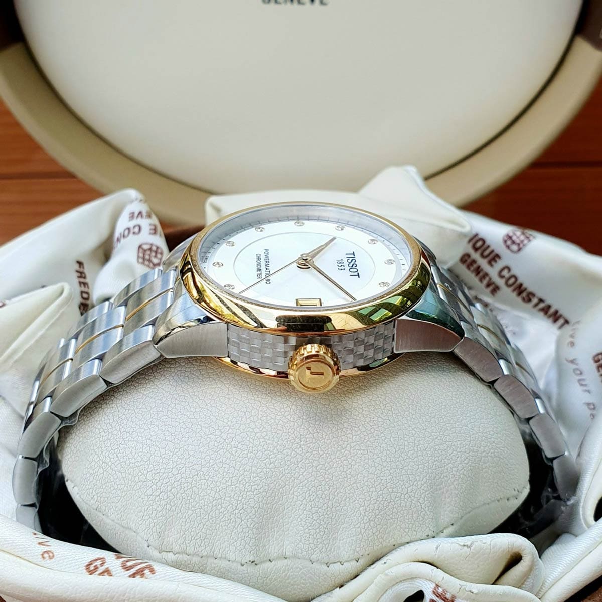 Tissot T086.208.22.116 8