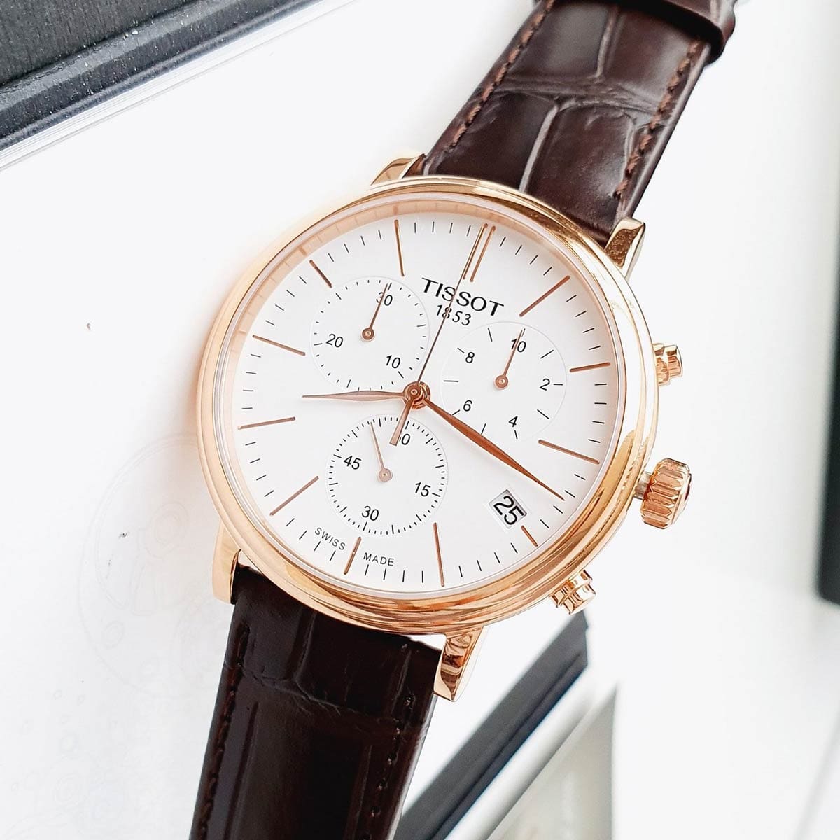 Tissot T122.417.36.011 5
