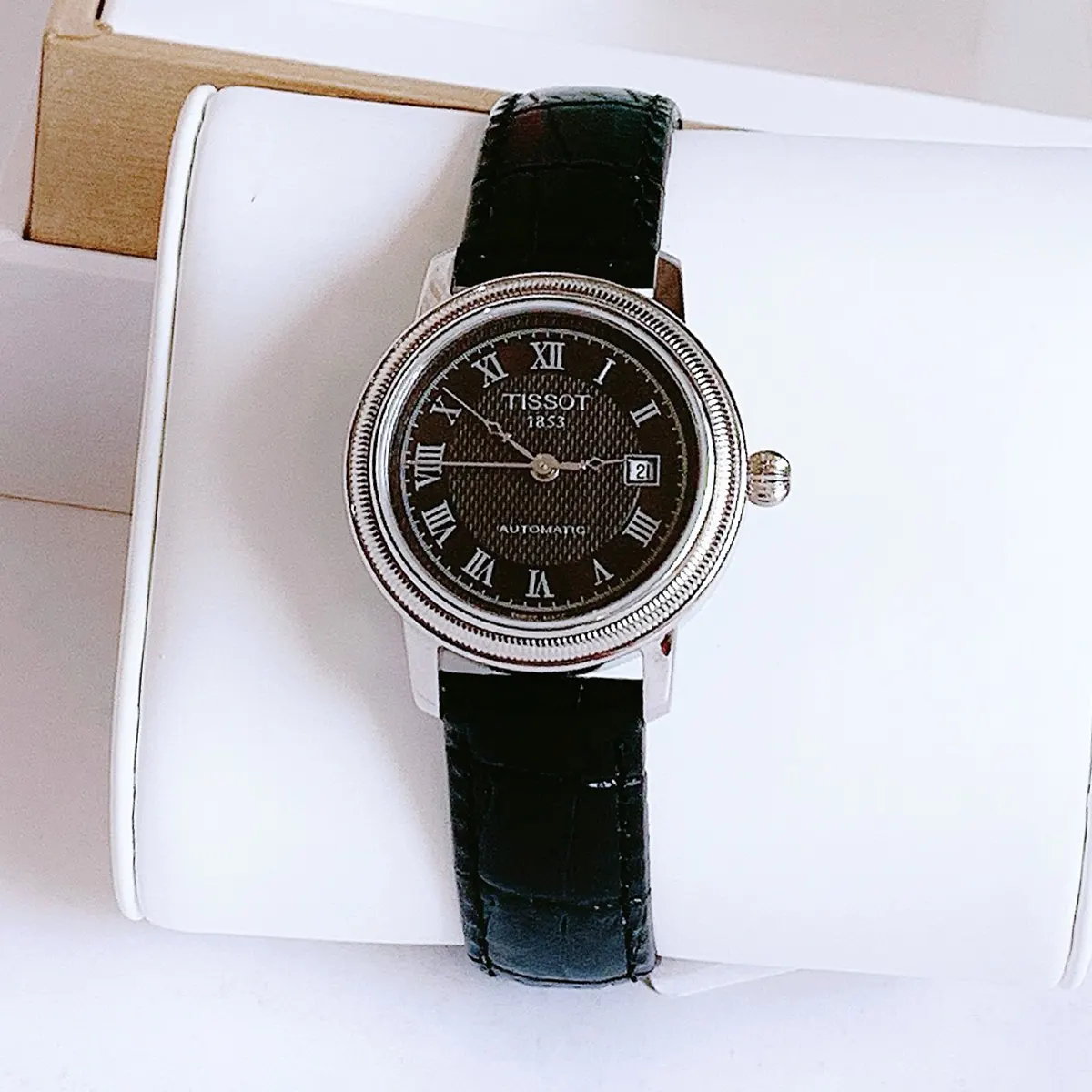 Tissot T045.207.16.053 3