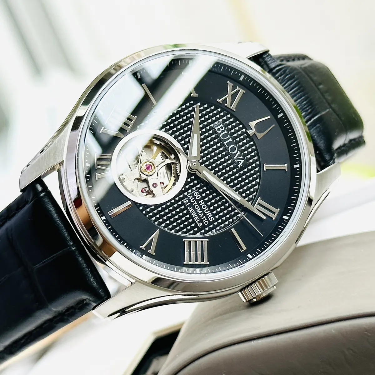Bulova 96A217 5