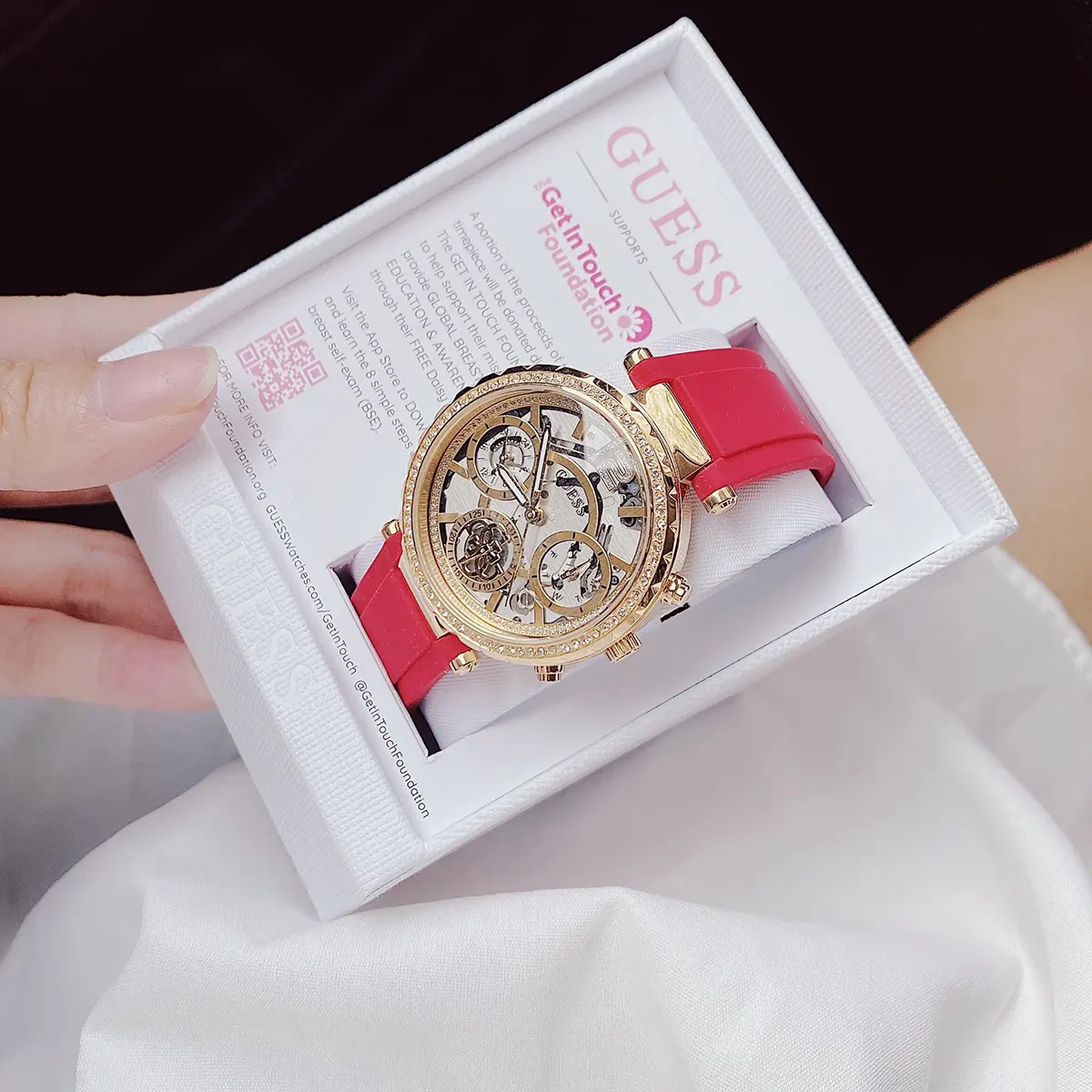 Guess GW0484L1 7