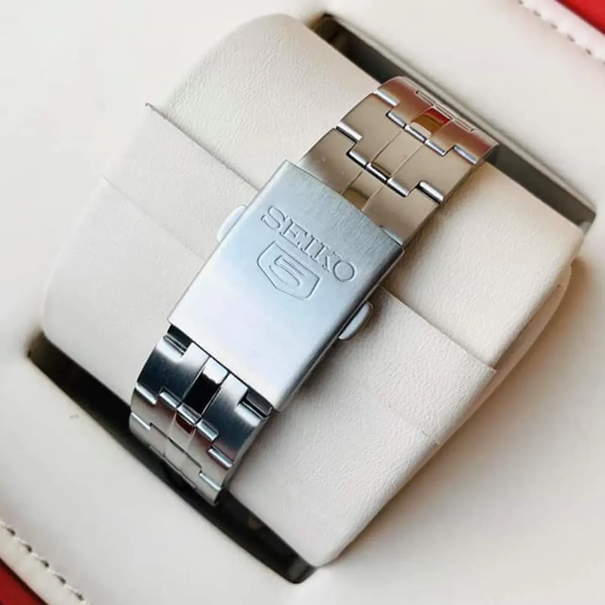 Seiko SNKL55K1 4