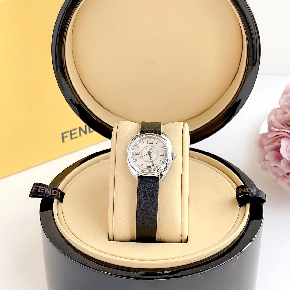 Fendi Momento (3)