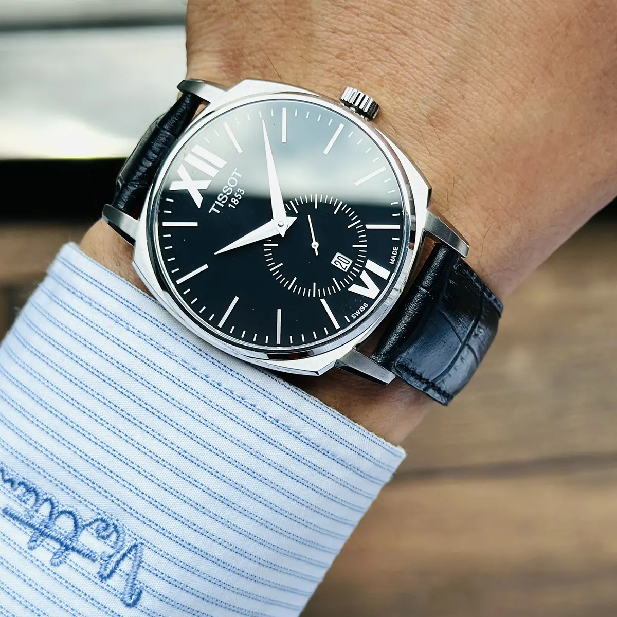 Tissot T059.528.16.058 (1)