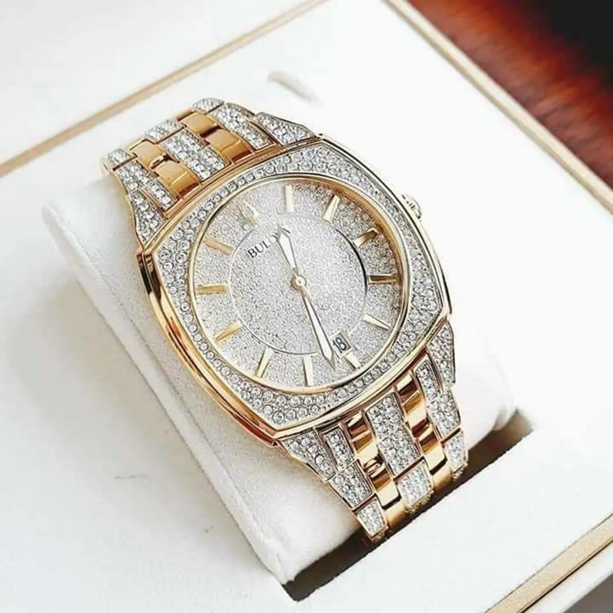 Bulova 98B323 (5)