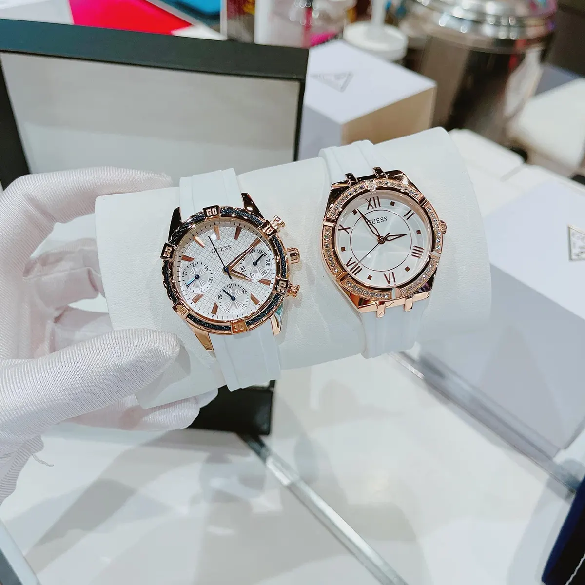 Guess W0562L1 (6)