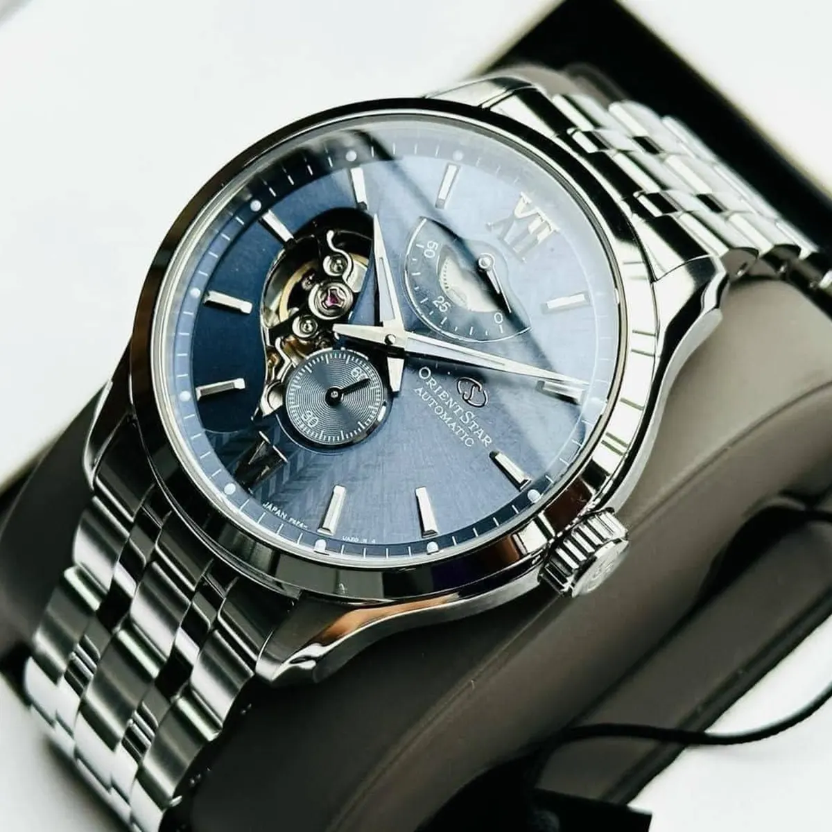 Orient RK AV0B08L (3)
