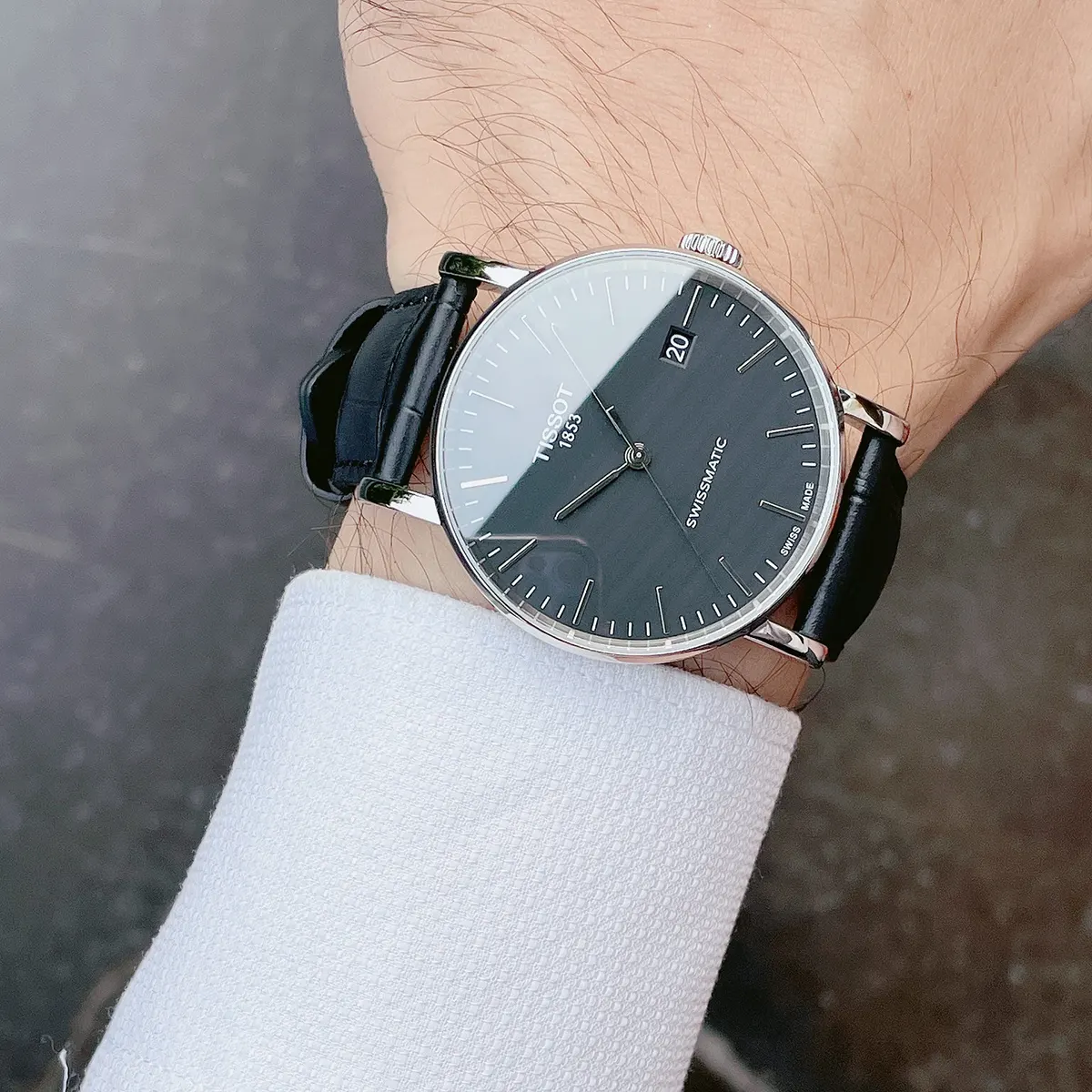 Tissot T109.407.16.051 (1)