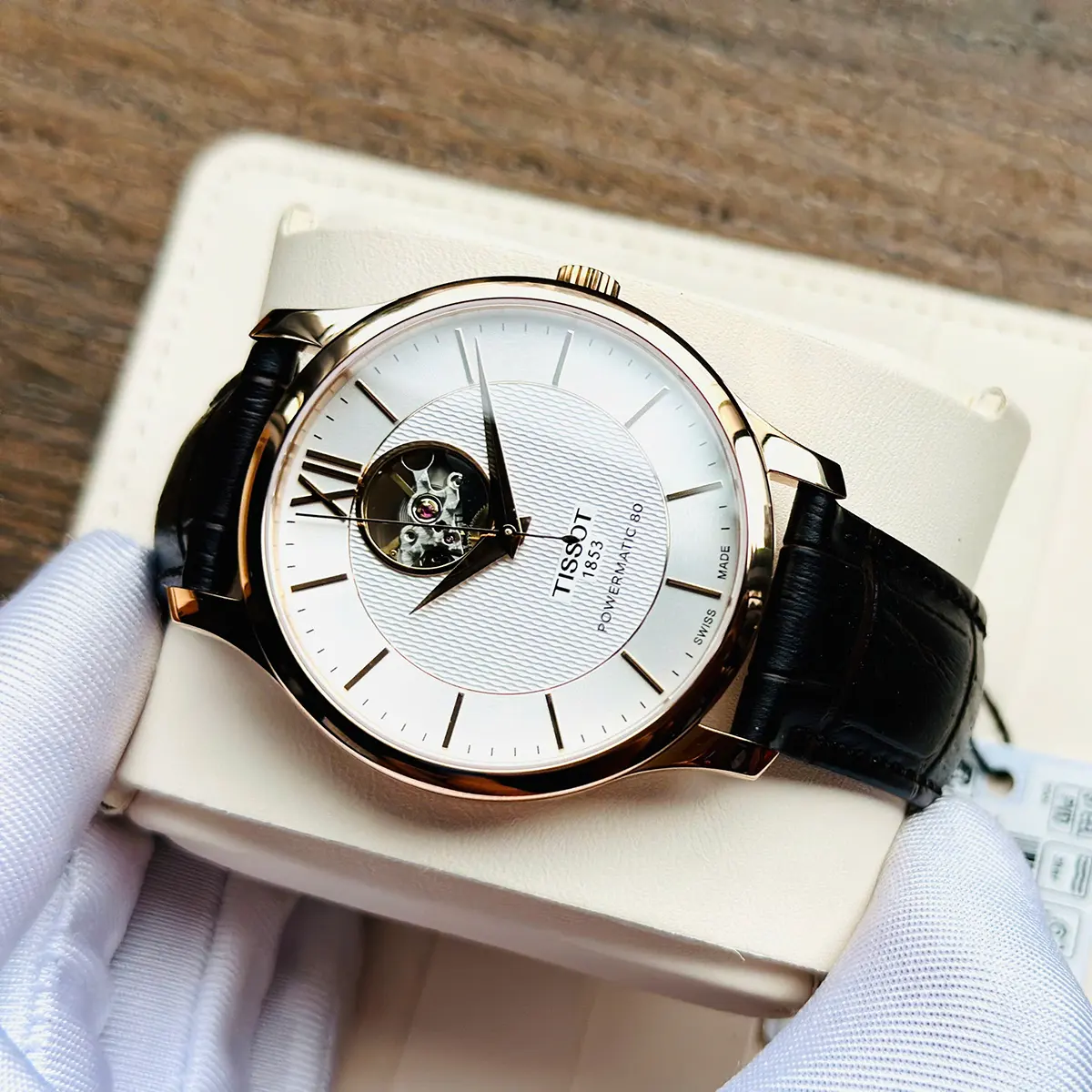 Tissot T063.907.36.038 (1)
