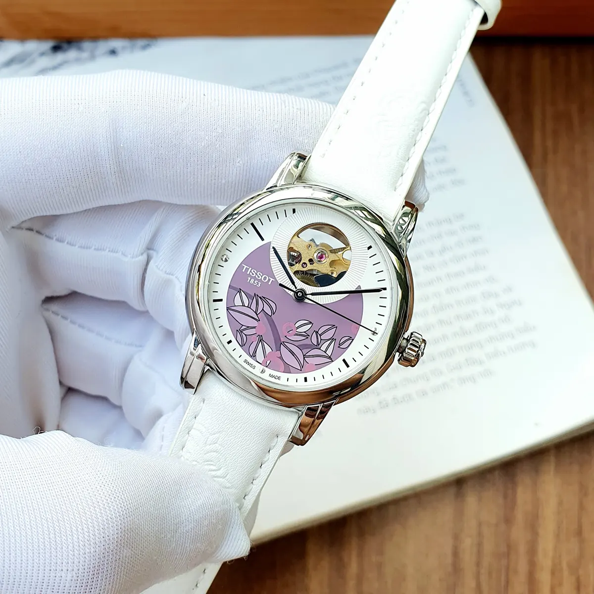 Tissot T050.207.16.031 (5)