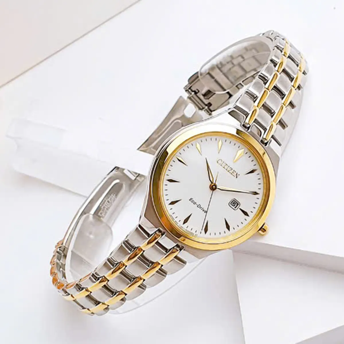 Citizen Eco Drive Womens Corso White Dial Calendar Gold EW2494 54A (3)