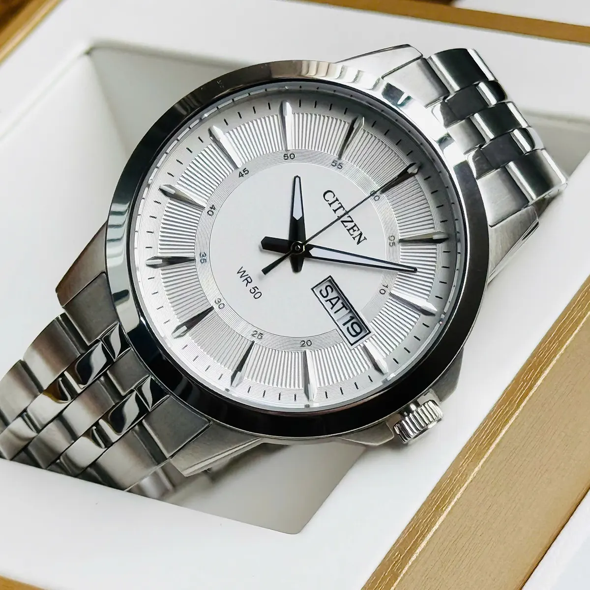 Citizen Quartz BF2011 51A (2)