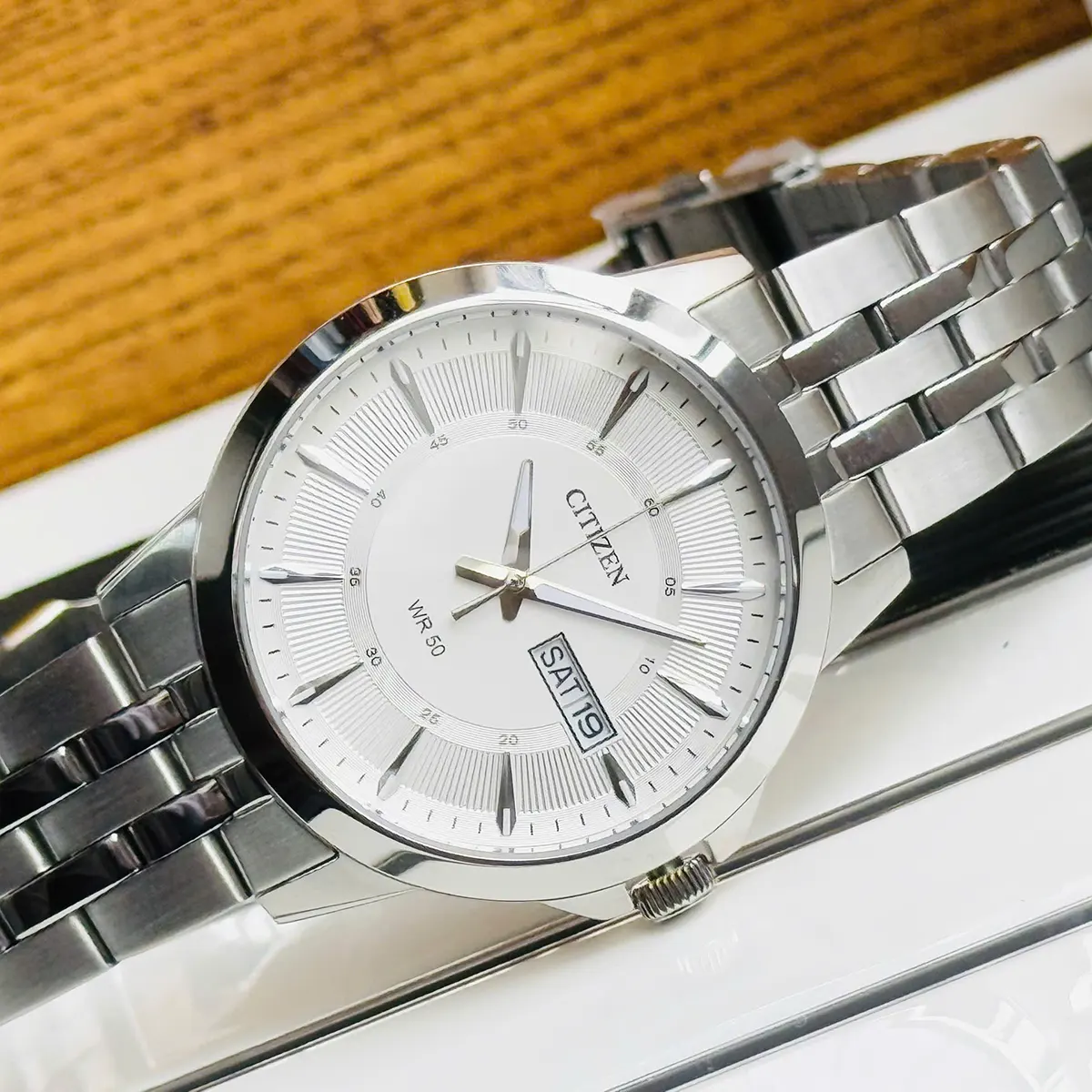 Citizen Quartz BF2011 51A (4)