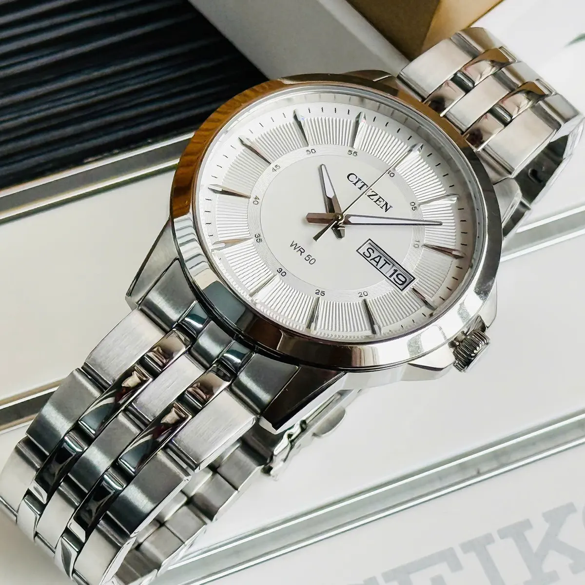 Citizen Quartz BF2011 51A (9)