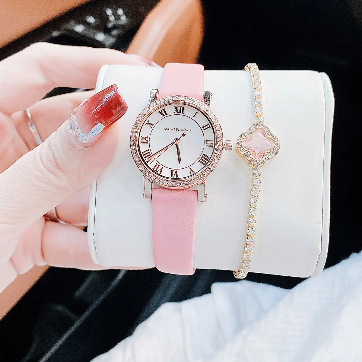 Michael Kors (7)