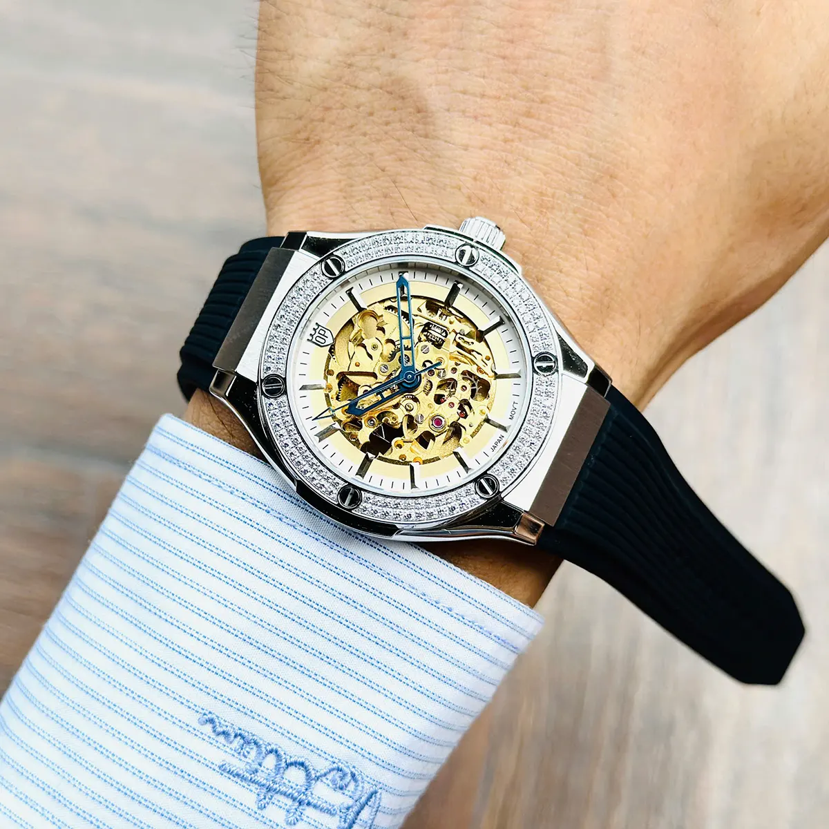 Olym Pianus Automatic OP990vo bac (1)