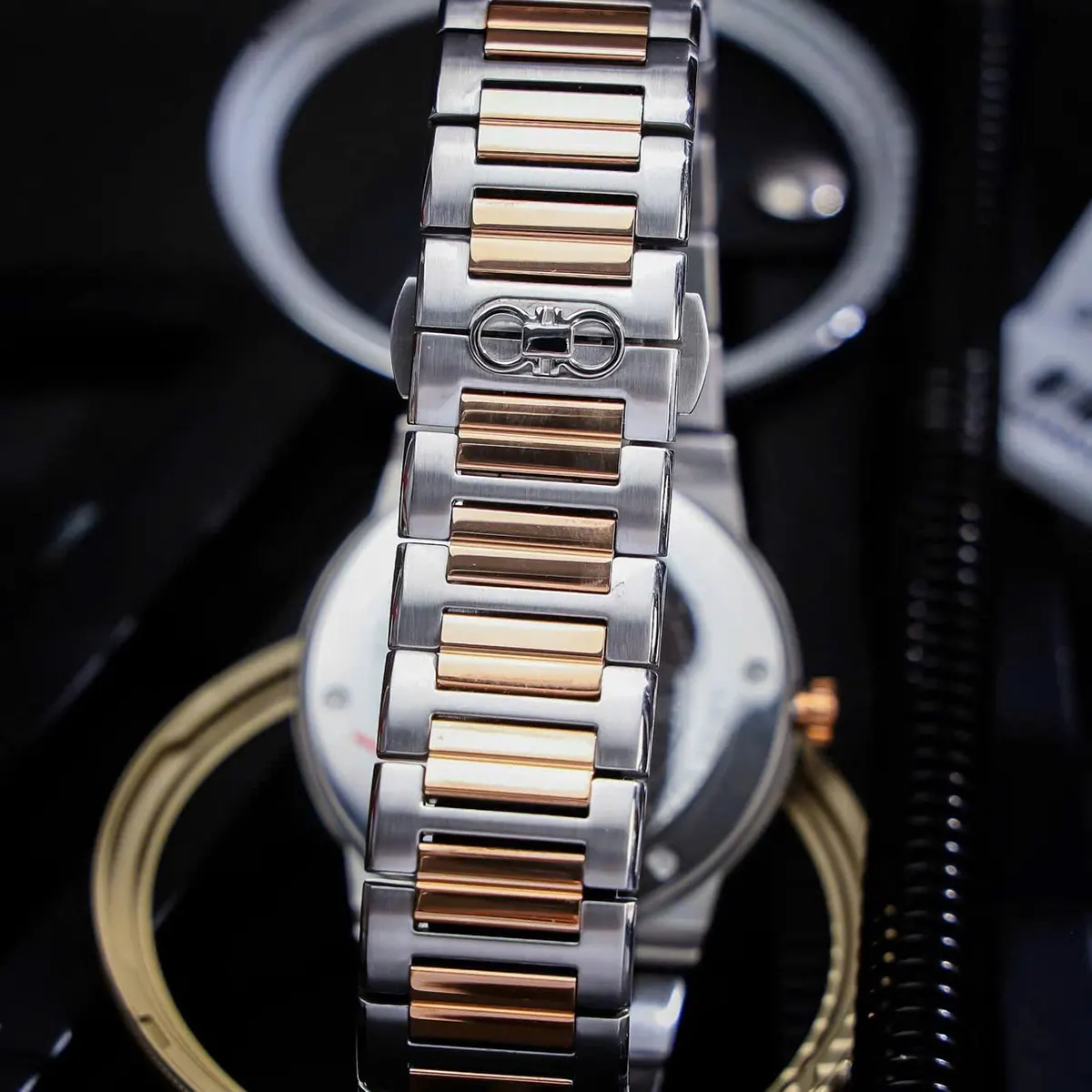 Salvatore Ferragamo SFHP00720 (7)