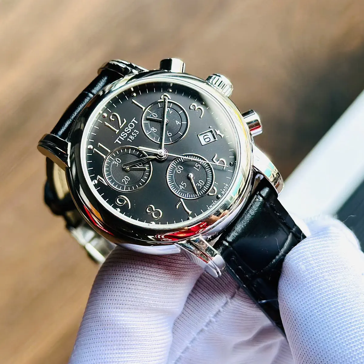 Tissot Quartz T050.217.16.052.00 (6)