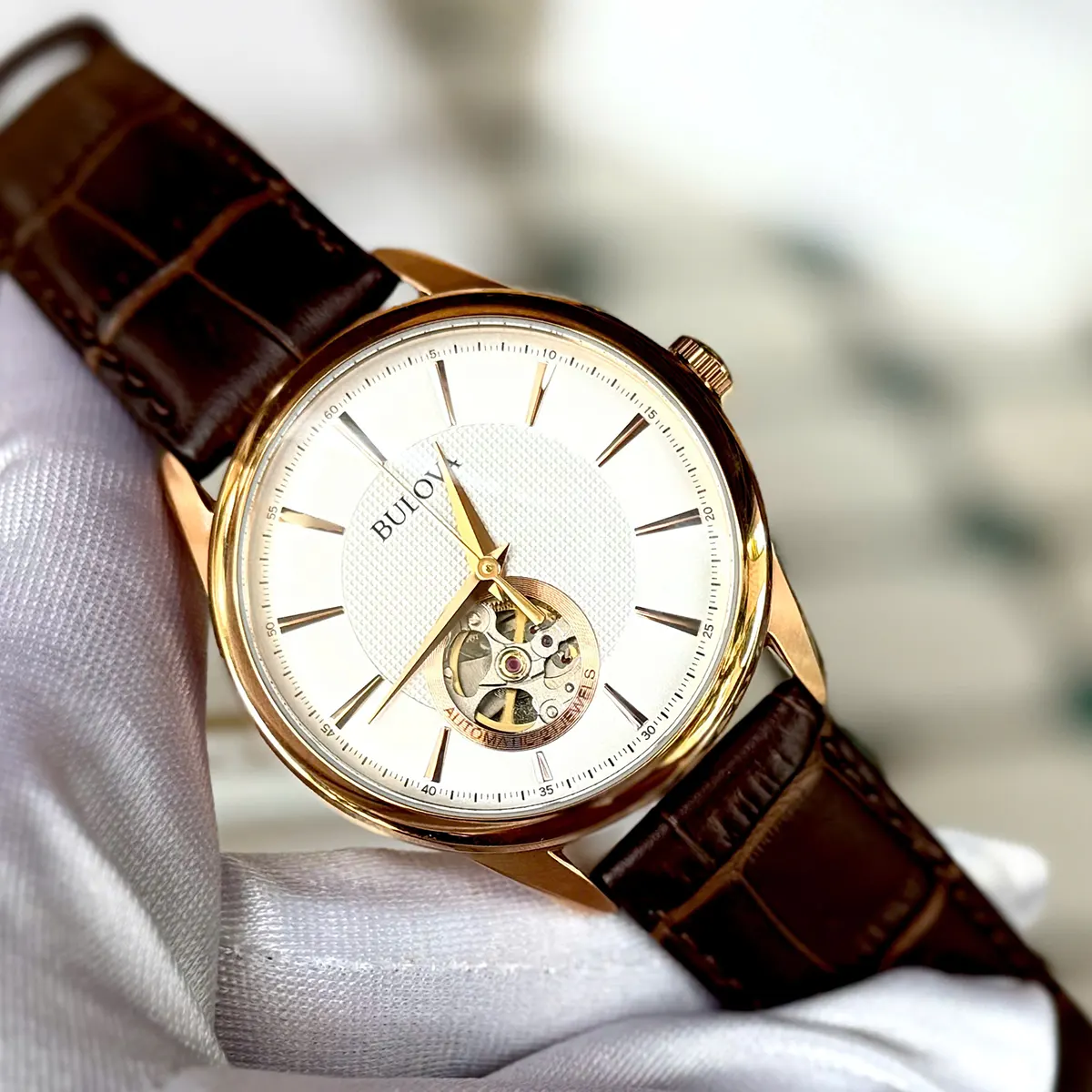 Bulova Automatic 97A133 (8)